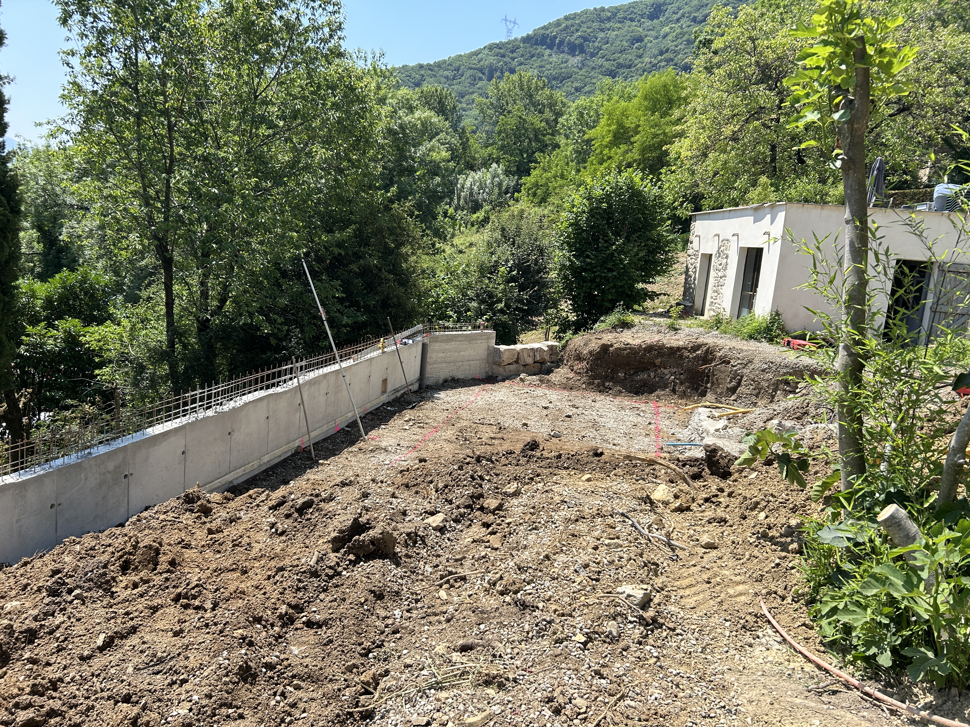 Plateforme pour la piscine