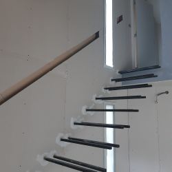 Encastrement structure escalier