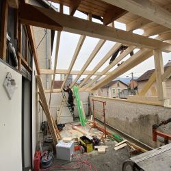 Construction de la charpente de l'extension