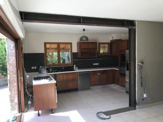 Portique acien en interieur